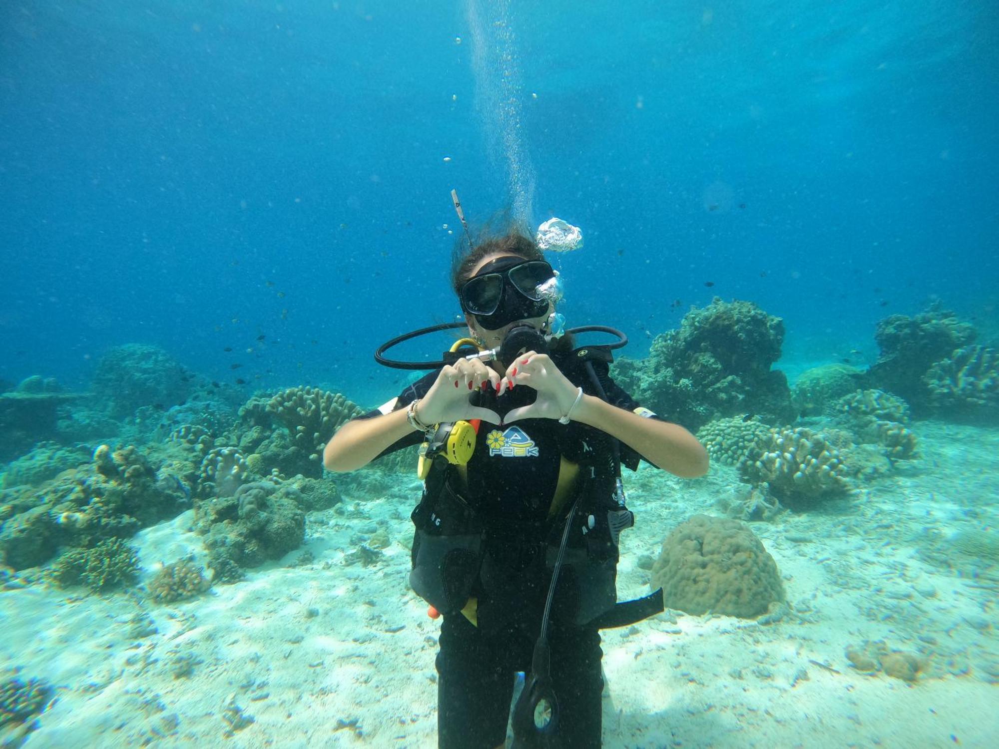 4 Sisters Divers ブナケン エクステリア 写真