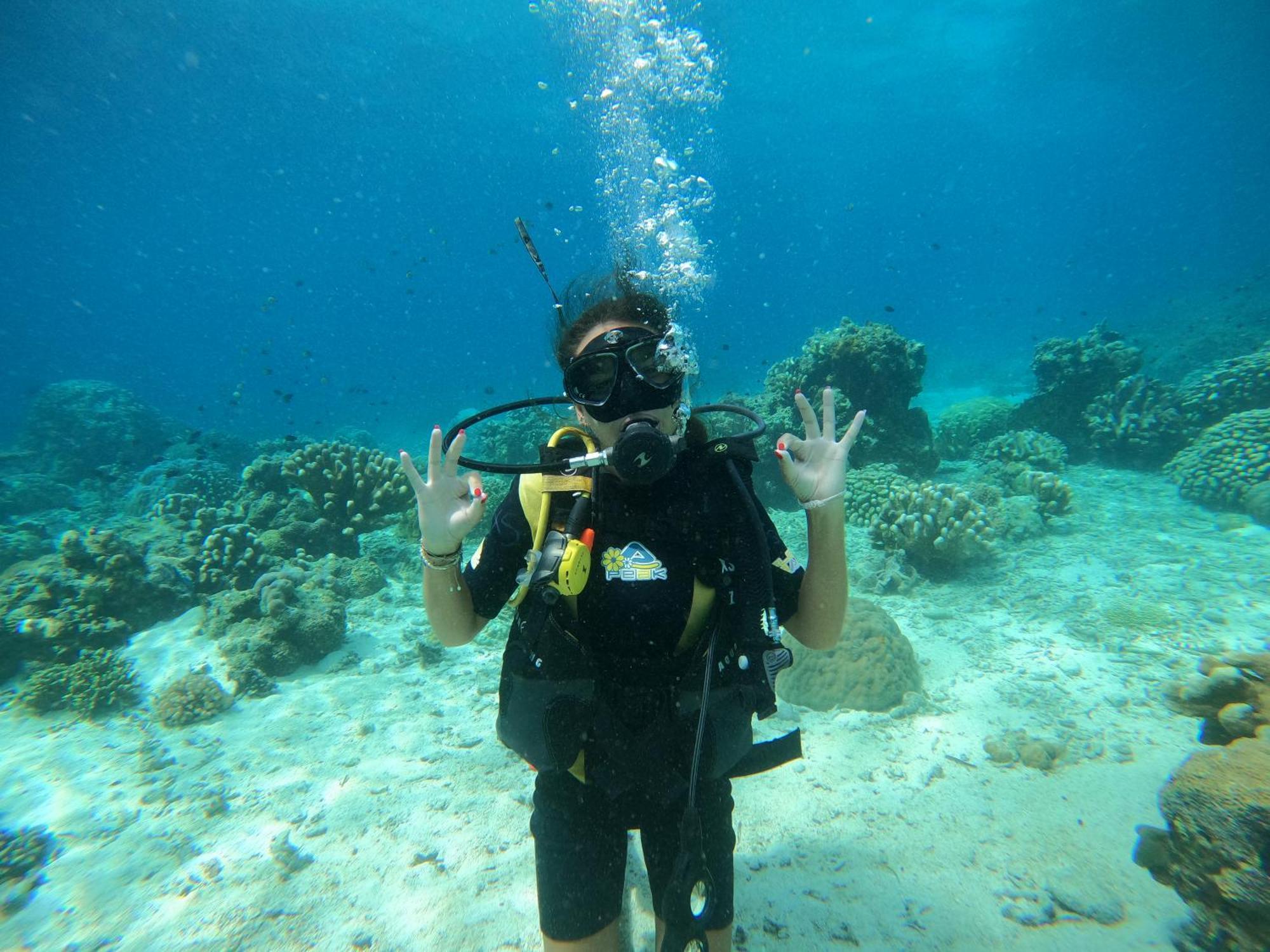 4 Sisters Divers ブナケン エクステリア 写真